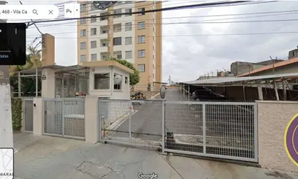Apartamento à Venda em Vila Carmosina, São Paulo - SP