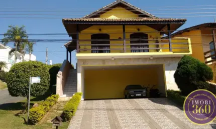 Casa à Venda em Parque Residencial Itapeti, Mogi das Cruzes - SP