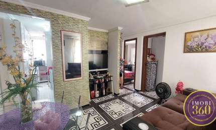 Apartamento com 50m² , muito bem localizado ( Artur Alvim)