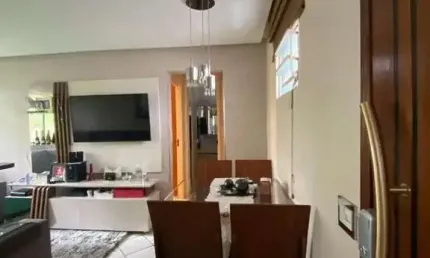 Apartamento com 2 Quartos e 1 banheiro à Venda, 44 m² por R$ 219.000