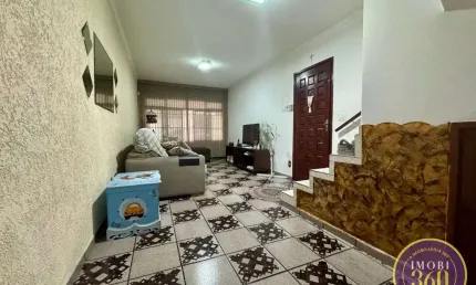 Sobrado com 03 dormitórios com 02 vagas de garagem no jardim aricanduva