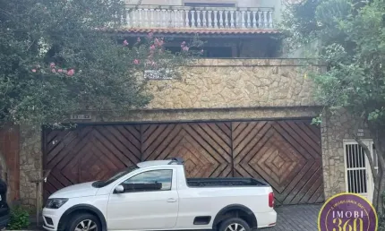 Sobrado com 03 quartos e suíte com 03 vagas no  Jardim nossa Senhora do Carmo