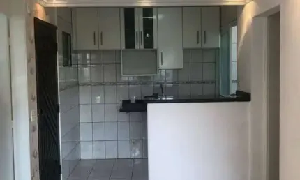 Apartamento com 2 Quartos e 1 banheiro à Venda, 50 m² por R$ 233.000