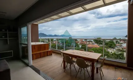 Cobertura com 3 dorms, Praia das Toninhas, Ubatuba - R$ 2.5 mi, Cod: 1985