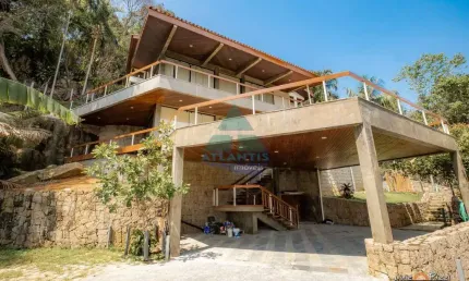 Casa com 4 dorms, Ponta das Toninhas, Ubatuba - R$ 5 mi, Cod: 435