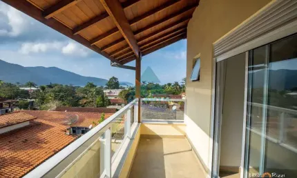 Casa com 3 dorms, Condomínio Samola, Ubatuba - R$ 1.15 mi, Cod: 960