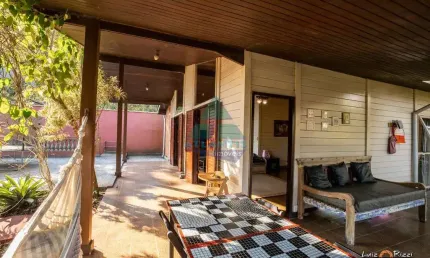 Casa com 5 dorms, condomínio samola, ubatuba - r$ 830 mil, cod: 1550