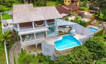 Casa com 3 dorms, Recanto da Lagoinha, Ubatuba - R$ 3.2 mi, Cod: 1885