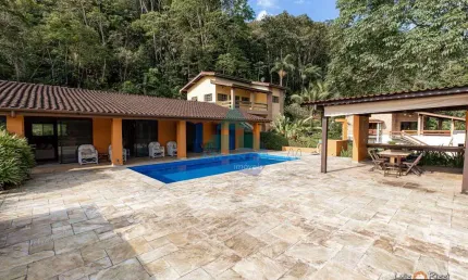 Casa com 6 dorms, Recanto da Lagoinha, Ubatuba - R$ 2.2 mi, Cod: 2311