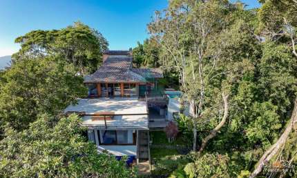 Casa com 4 dorms, Ponta das Toninhas, Ubatuba - R$ 5 mi, Cod: 2386