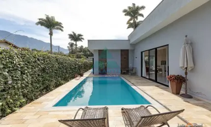 Casa com 3 quartos, Praia Dura, Ubatuba - R$ 1.55 mi, Cod: 2726
