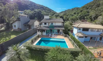 Casa com 5 quartos, Recanto da Lagoinha, Ubatuba - R$ 4.2 mi, Cod: 2729