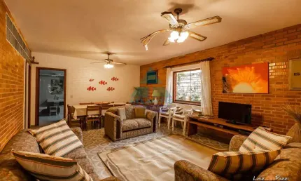 Casa com 4 dorms, condomínio lagoinha, ubatuba - r$ 2.35 mi, cod: 843