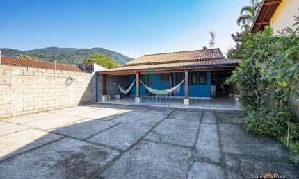 Casa com 2 quartos, Perequê Açu, Ubatuba - R$ 660 mil, Cod: 1424