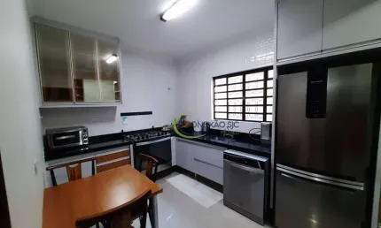Casa com 3 dormitórios à venda, 133 m² por R$ 950.000,00 - Jardim das Indústrias - São José dos Campos/SP