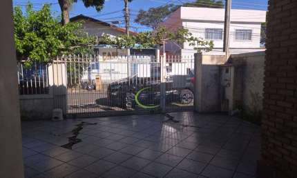 Casa com 3 dormitórios à venda, 180 m² por R$ 650.000 - Vila Betânia - São José dos Campos/SP