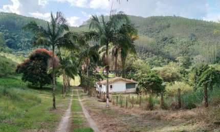 Fazenda com 3 dormitórios à venda, 1452000 m² por R$ 6.000.000,00 - Turvo - São José dos Campos/SP