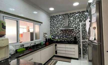 Sobrado com 3 dormitórios à venda, 240 m² por R$ 2.200.000,00 - Villa Branca - Jacareí/SP