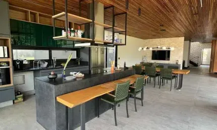 Casa em condomínio fechado com 3 quartos à venda na Avenida Salvador Markowicz, 1250, Lagos de Santa Helena, Bragança Paulista