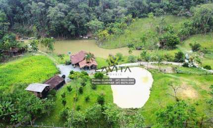 Sítio com 3 dormitórios à venda, 67.000 m² por R$ 1.000.000 - Patrimônio - Massaranduba/SC | La Vita Imóveis