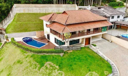 Casa com 3 Dormitórios, sendo 2 Suítes à venda, 358,26m² por R$ 2.300.000 - Itoupava Norte - Blumenau/SC | La Vita Imóveis