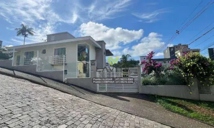 Casa com 4 dormitórios à venda, 204 m² por R$ 1.500.000 - Itoupava Seca - Blumenau/SC | La Vita Imóveis