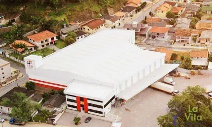 Galpão para Aluguel, Locação com 4.690m² – Vão Livre de 3.862m² e Pé Direito de 9,95m – Gasparinho, Gaspar/SC | La Vita Imóveis