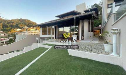 Belíssima casa MOBILIADA no Bairro da Velha em Blumenau