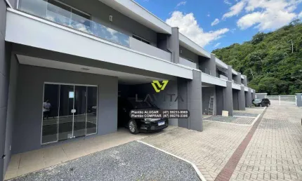 Casa semimobiliada á venda com 3 dormitórios, sendo 1 suíte em condomínio fechado - bairro itoupava central - blumenau sc | la vita imóveis