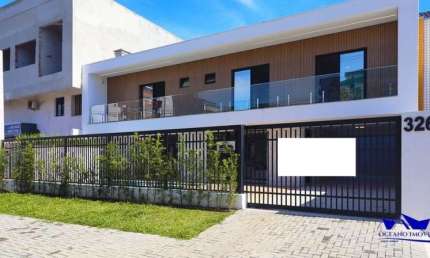 CASA CENTRAL  COM INCRÍVEL PISCINA E 4 SUÍTES, REGIÃO CENTRAL DE GUARATUBA