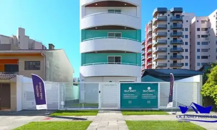 Apartamento 32 do edifício sunset com uma vaga de garagem