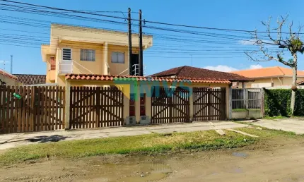 Imperdível oportunidade: Casa à venda em Itanhaém-SP, Jardim Regina! 2 quartos, 1 suíte, 2 salas, 2 banheiros, 2 vagas, 60m².