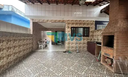 Venha conferir essa incrível oportunidade de casa à venda em Peruíbe-SP, no bairro São João Batista II! Casa térrea com 2 quartos, 1 sala, 2 vagas de garagem e 80,00 m² de área.