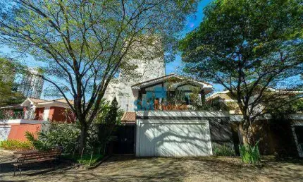 Casa Alto Padrão em Condomínio 361m² 03 suítes e 02 vadas - Cidade Jardim - Vende-se