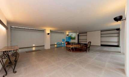 Amplo Apartamento 260m², 04 dormitórios (01 suíte) e 02 vagas - Jardins - Vende-se