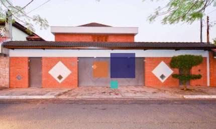 Casa Alto Padrão 430m², 04 dormitórios(02 suítes), 06 vagas e piscina, vende no Alto da Boa Vista