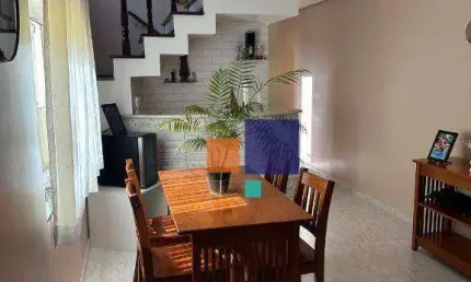 Sobrado com 3 dormitórios à venda, 340 m² por R$ 850.000,00 - Parque São Vicente - Mauá/SP