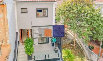 Sobrado 120m² com 02 suítes e 02 vagas - Vende-se no Jardim da Glória