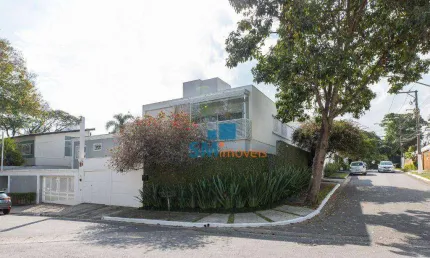 Casa Alto Padrão, 441m² - 04 suítes, 03 vagas - Vende-se - Granja Julieta