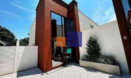 Casa Alto Padrão com 786m², 04 suítes, 08 vagas e piscina privativa - Vende-se no Brooklin