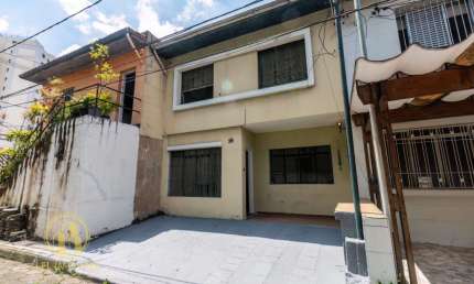 Sobrado de Vila, Mobiliado, para Locação, de com 4 dormitórios. Vila Olimpia