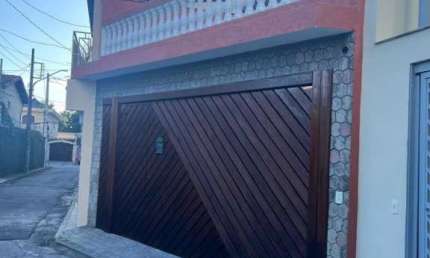 Sobrado para venda, com 2 suítes e 2 vagas. Vila Sonia