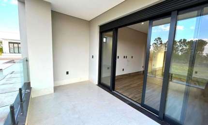 Casa a venda com 4 suites no Residencial Provence   Assis SP