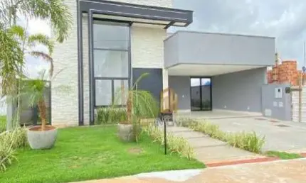 Casa em condomínio fechado com 3 quartos à venda na Avenida Paissandu, 299, Residencial Parqville Jacarandá, Aparecida de Goiânia