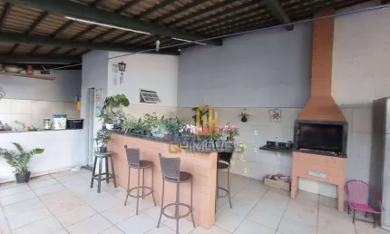 Casa com 4 dormitórios à venda, 260 m² por R$ 720.000,00 - Setor Leste Universitário - Goiânia/GO