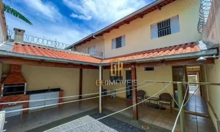 Sobrado com 4 dormitórios à venda, 220 m² por R$ 770.000,00 - Jardim Atlântico - Goiânia/GO