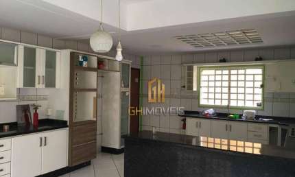 Sobrado à venda, 275 m² por R$ 1.100.000,00 - Setor Gentil Meireles - Goiânia/GO