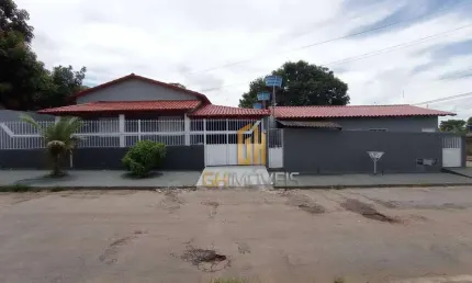 Casa com 2 dormitórios à venda, 300 m² por R$ 450.000,00 - Cidade Livre - Aparecida de Goiânia/GO