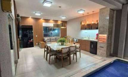 Belíssimo sobrado com 3 quartos no Residencial San Marino