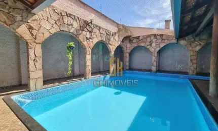 Casa com 4 quartos à venda na Rua CP 13, 2, Residencial Celina Park, Goiânia